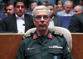 سرلشکر باقری در حمله تروریستی اسرائیل به شهادت رسید