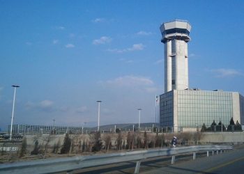 توقف پروازها در فرودگاه امام خمینی(ره) و مهرآباد