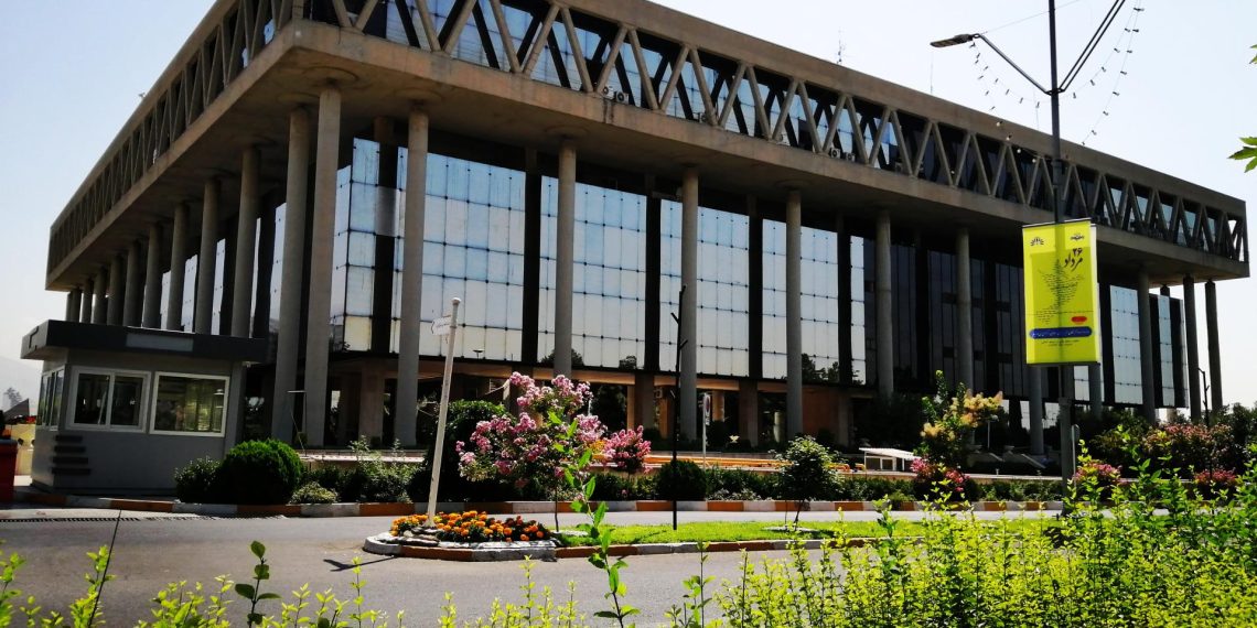 یک ساختمان در صداوسیما هدف حمله صهیونیست‌ها قرار گرفت