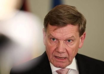 آلمان: برلین، پاریس و لندن آماده مذاکرات فوری با تهران هستند