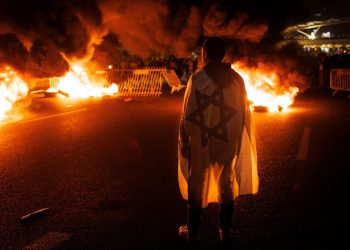 شکست رژیم در ۲ حوزه جنگ شناختی و میدان نبرد