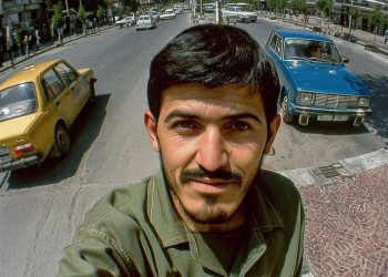 بازسازی تصاویر شهدا با هوش مصنوعی