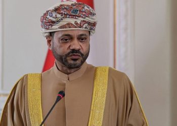 عمان خواستار فشار بین‌المللی برای پایان دادن به تجاوز اسرائیل به ایران شد