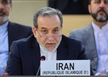 عراقچی: ایران همه گزینه‌ها را برای دفاع از حاکمیت، منافع و مردم خود محفوظ می‌دارد