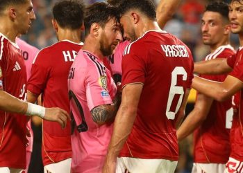 آغاز جام جهانی باشگاه‌ها با سوت فغانی و توقف تیم مسی