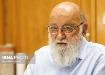 نظر چمران درباره استفاده از مترو و سوله‌های شهرداری در مواقع بحران/ باید از پناهگاه‌های زمان جنگ استفاده کنیم