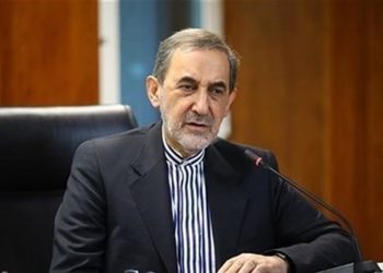 ولایتی: بسیاری از مردم آمریکا اعتماد خود به ترامپ را از دست داده‌اند