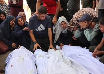 شهادت ده‌ها غیرنظامی دیگر در غزه/ حمله وحشیانه اسرائیل به یک کلیسا