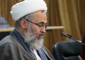 جایگاه «فرمانده کلّ قوا» و «پیکان نفاق»