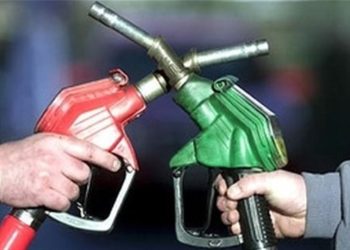 وزارت اقتصاد: واردات بنزین سوپر در مرحله بررسی درخواست متقاضیان است