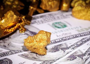 دلار در محاصره، طلا در بی‌اعتمادی