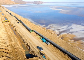 انتقال آب دریا به اصفهان پروژه‌ای با ثبت رکورد بین‌المللی