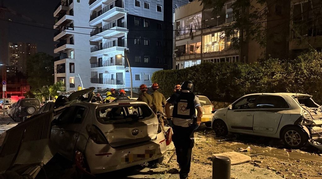 روایت ما از جنگ باید روایت غالب باشد/ عملیات روانی دشمن، برای تشویش اذهان مردم است