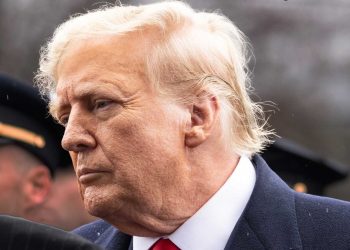 ترامپ: ژاپن ۵۵۰ میلیارد دلار در آمریکا سرمایه‌گذاری خواهد کرد