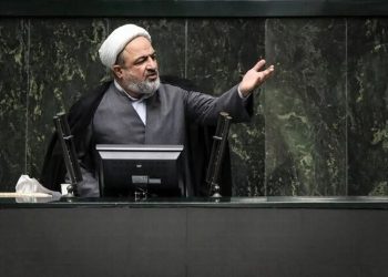 انتقاد رسایی از استرداد لایحه فضای مجازی