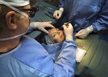 ابطال مصوبه وزارت بهداشت درباره ممنوعیت عمل جراحی زیبایی توسط پزشکان عمومی