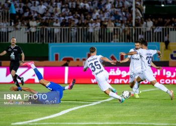 مسابقات و تمرینات فوتبال در تهران لغو شد