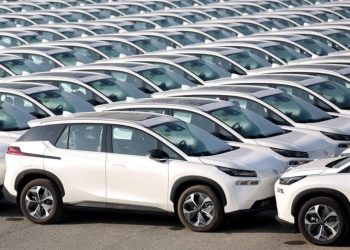 آغاز اعطای وام‌های ۱.۲میلیاردتومانی به خریداران تاکسی‌های برقی