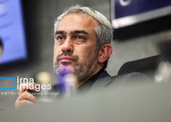 مدنی زاده: خلاء قانونی درخصوص خروج بانک‌ها از بنگاه داری وجود ندارد