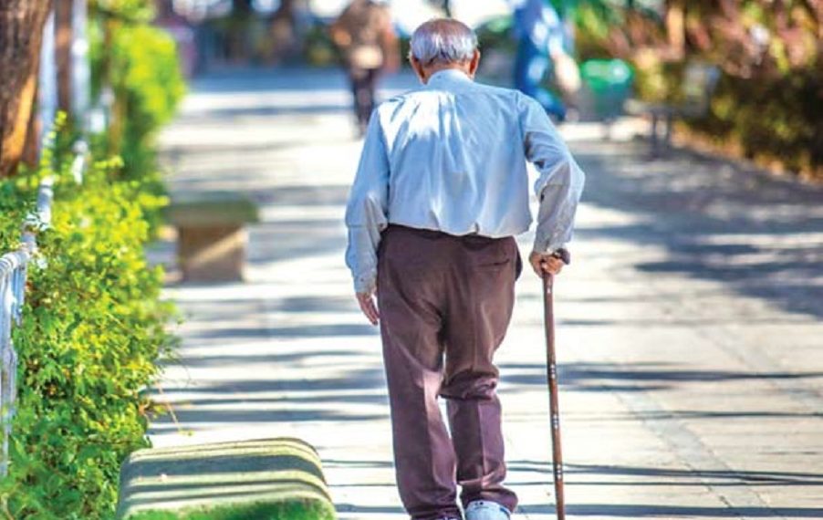 پیری در انزوای خاموش!