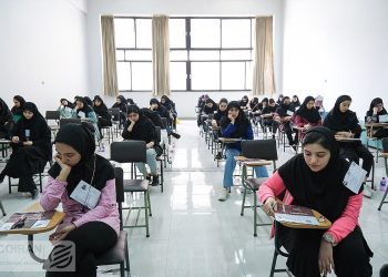 چگونه کارت نوبت دوم آزمون سراسری ۱۴۰۴ را دریافت کنیم؟ +جزئیات