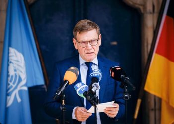 برلین: در حال گفت‌وگو با ایران هستیم اما گزینه اسنپ‌بک روی میز است