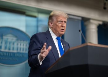 ترامپ: ایران باید در گفتار خود تغییر ایجاد کند